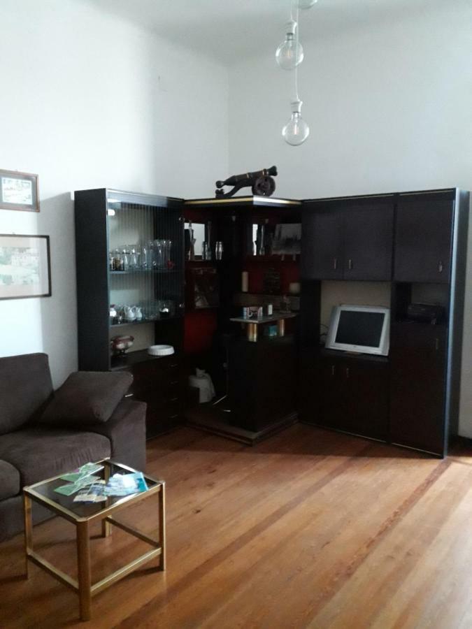 Isola Bi — Foto 1